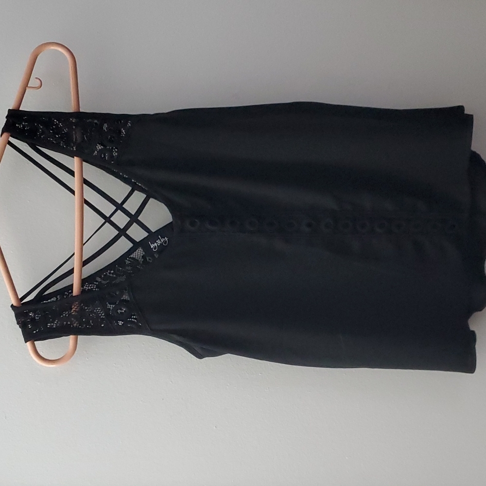 Summer sleeveless blouse